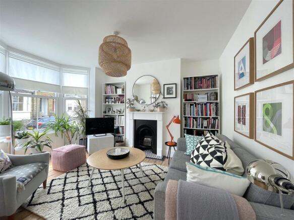 Living Room (2).jpeg