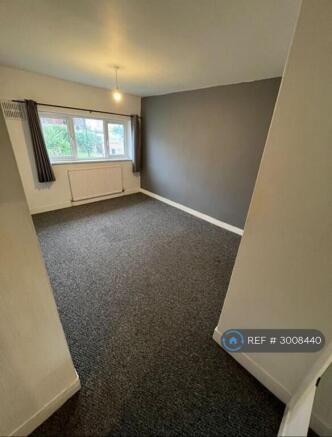 3 bed Terraced to rent Image 5