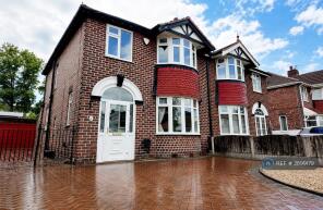 16, Kensington Grove, Altrincham WA14 5AF