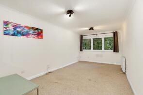 Flat 3, 49 Clare House, Uxbridge Road, London W7 3PX