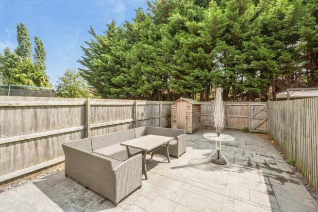 3 bed Terraced for sale Image 4