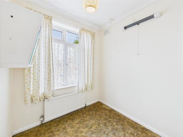 3 bed Semi-Detached for sale Image 8