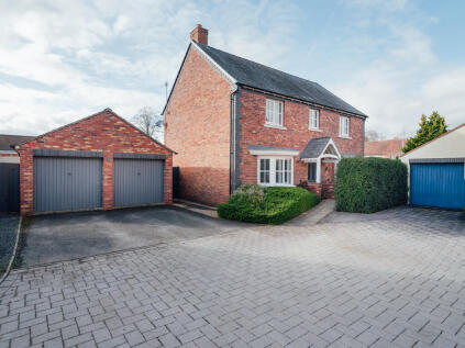 Sunnyside Close, Kempsey, Worcester, Worcestershire.