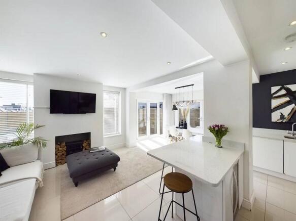 Open Plan Kitchen/Dining Area/Sitting Area