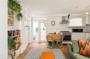 Flat C, 183, Homerton High Street, Hackney, London E9 6BB
