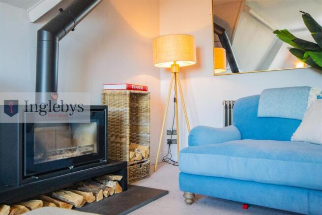 3 bed Apartment for sale Image 12