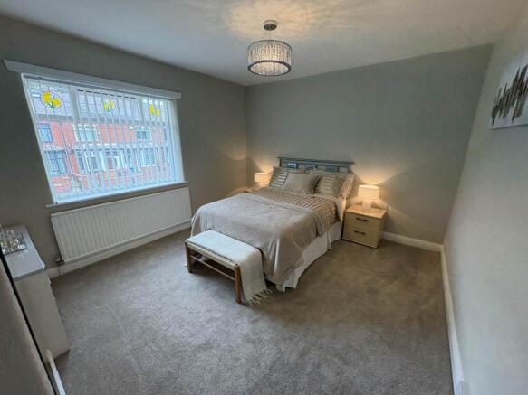 2 bed Terraced for sale Image 12