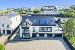 2, Queens Way, Bristol BS20 8HR