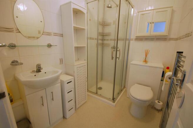 Shower Room.jpg