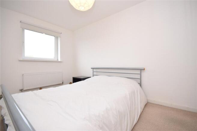 1 bed Town House to rent Image 8