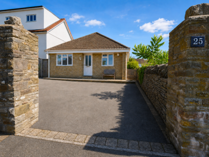 North Lane, Nailsea - a spacious bungalow offering modern comfort in Nailsea’s desirable West End