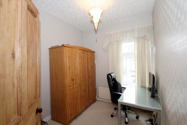 Bedroom 4 with front