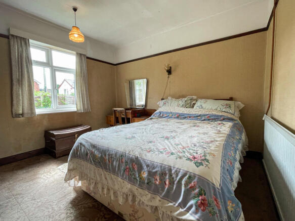 Bedroom 3/Dining Room