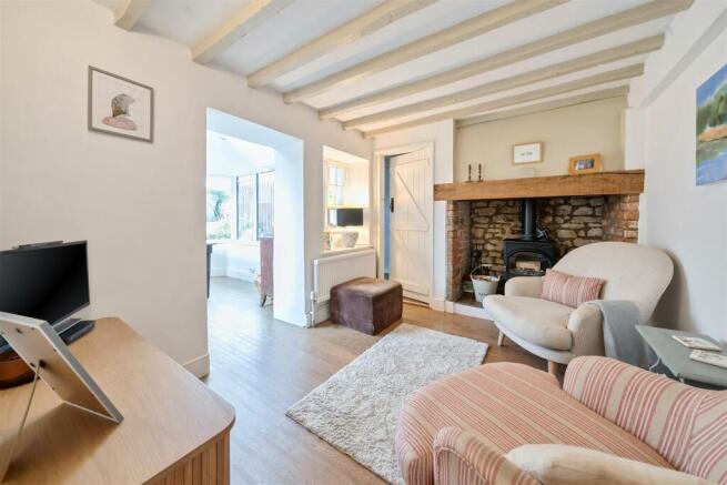 21 Lower Street, Pury End