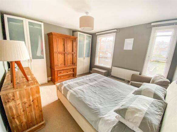 Bed1.JPG