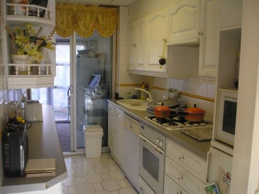 fitted kitchen