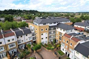 8, Tanner House, Flambard Way, Godalming GU7 1FJ