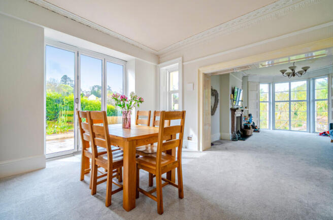 1441303-9-69e0cb4...