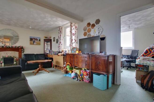 Bassett, Southampton photo 2