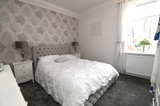 3 bed Terraced for sale Image 8