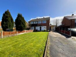 27, Redhill, Trinity Fields, Stafford ST16 1LQ