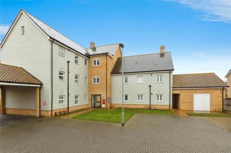 Henry Crescent, Rochford, Essex, SS4