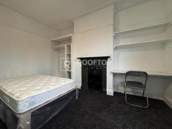 6 bed House to rent Image 11