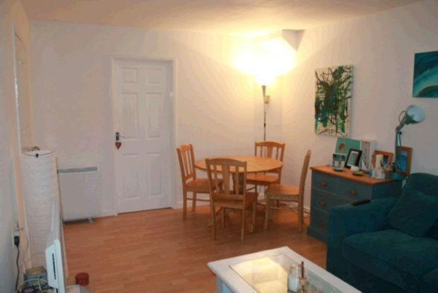 Lounge/dinning