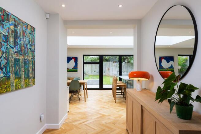 4 bed Detached for sale Image 6