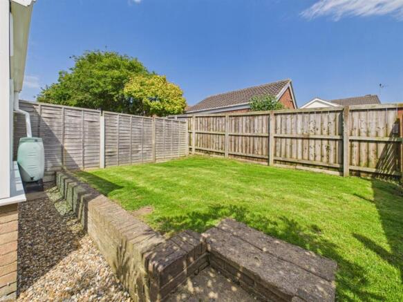 2 bed Semi-Detached for sale Image 9