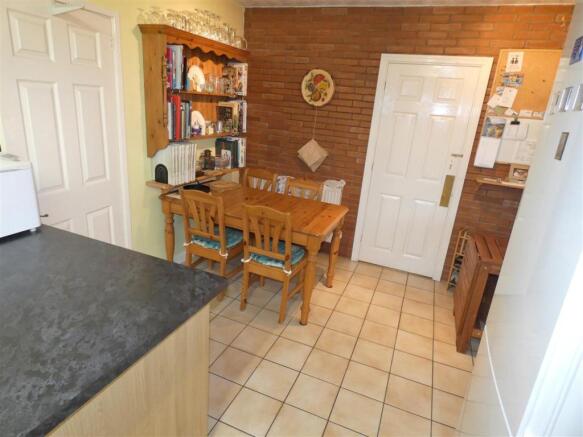 Dining Kitchen