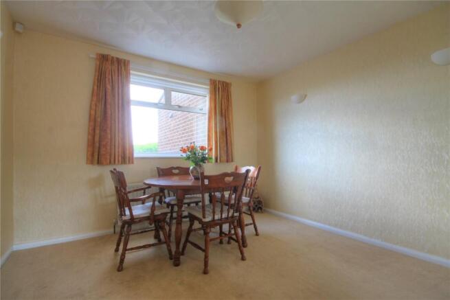 Dining Area Pic 2