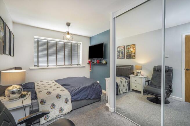 3 bed Semi-Detached for sale Image 8