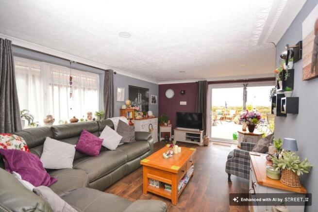 Lounge/dining room