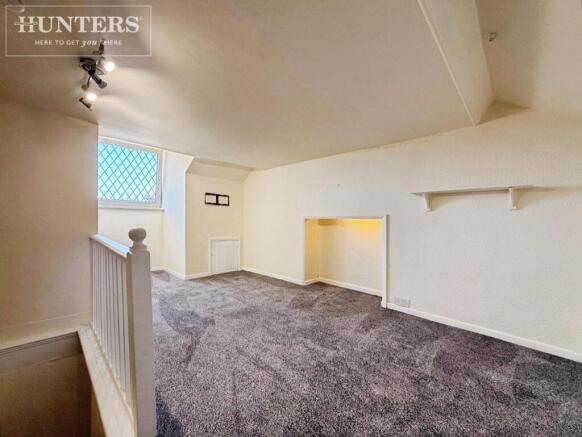 3 bed Terraced to rent Image 9