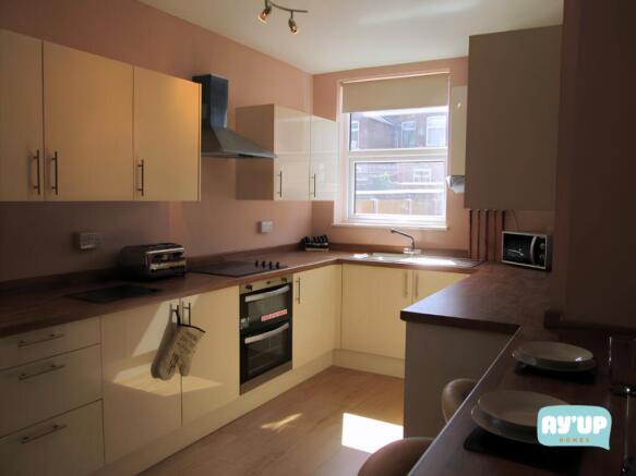1 bed House Share to rent Image 3