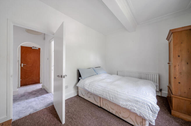 2 bed Flat for sale Image 10