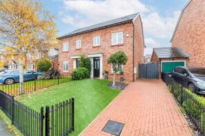 18, Furber Close, Tarporley CW6 9YG