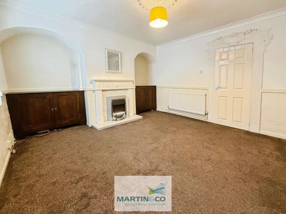 4b4261e2--476B-AF...