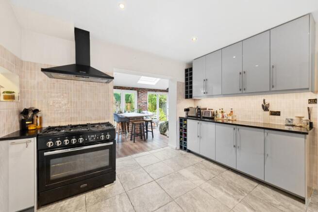3 bed Detached for sale Image 7