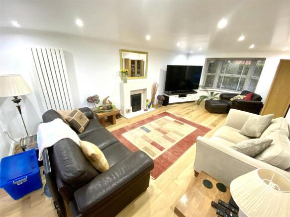 DRAWING ROOM