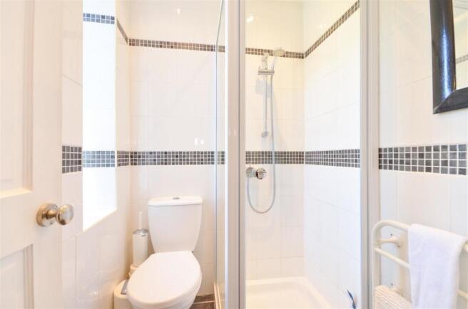 Shared Shower Room WC.JPG