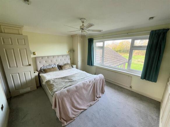 Bedroom1.jpg