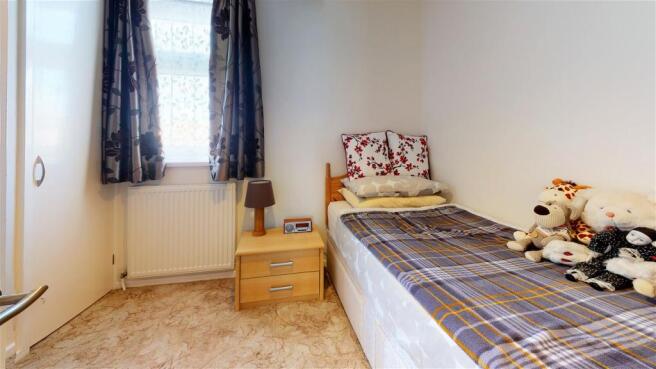Carisbrooke-Bedroom(5).jpg