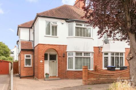 Tower Road, Epping, CM16