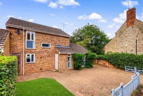 27, Valley Road, Buckingham MK18 4BG