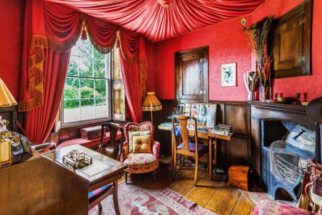 house. estate agency Cranleigh Barhatch Farm