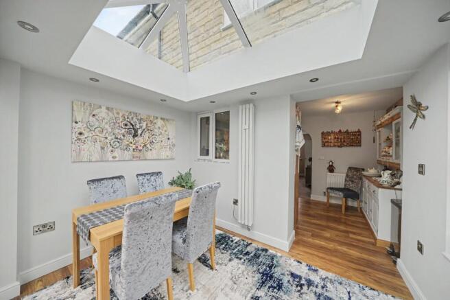 2 bed Semi-Detached for sale Image 12