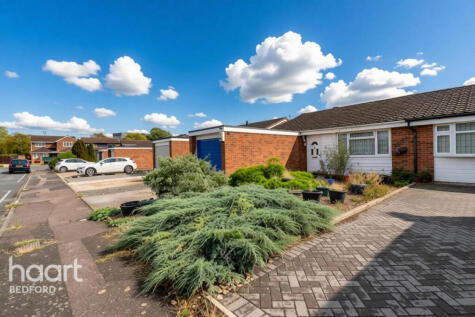 Clovelly Way, Bedford