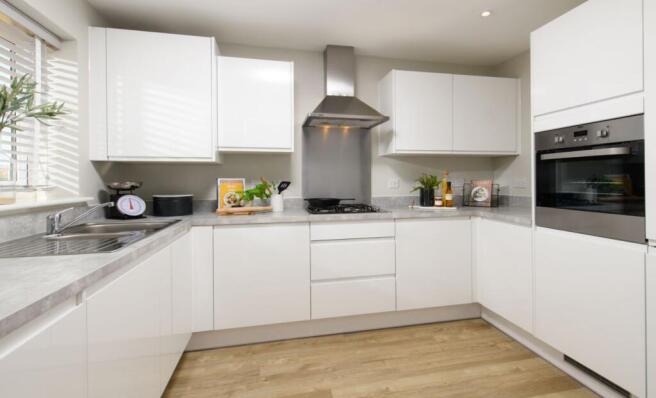3 bed Semi-Detached for sale Image 6